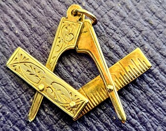 Vintage 9ct Gold Masonic Pendant Charm Fob Folding Unique Secret Masonic