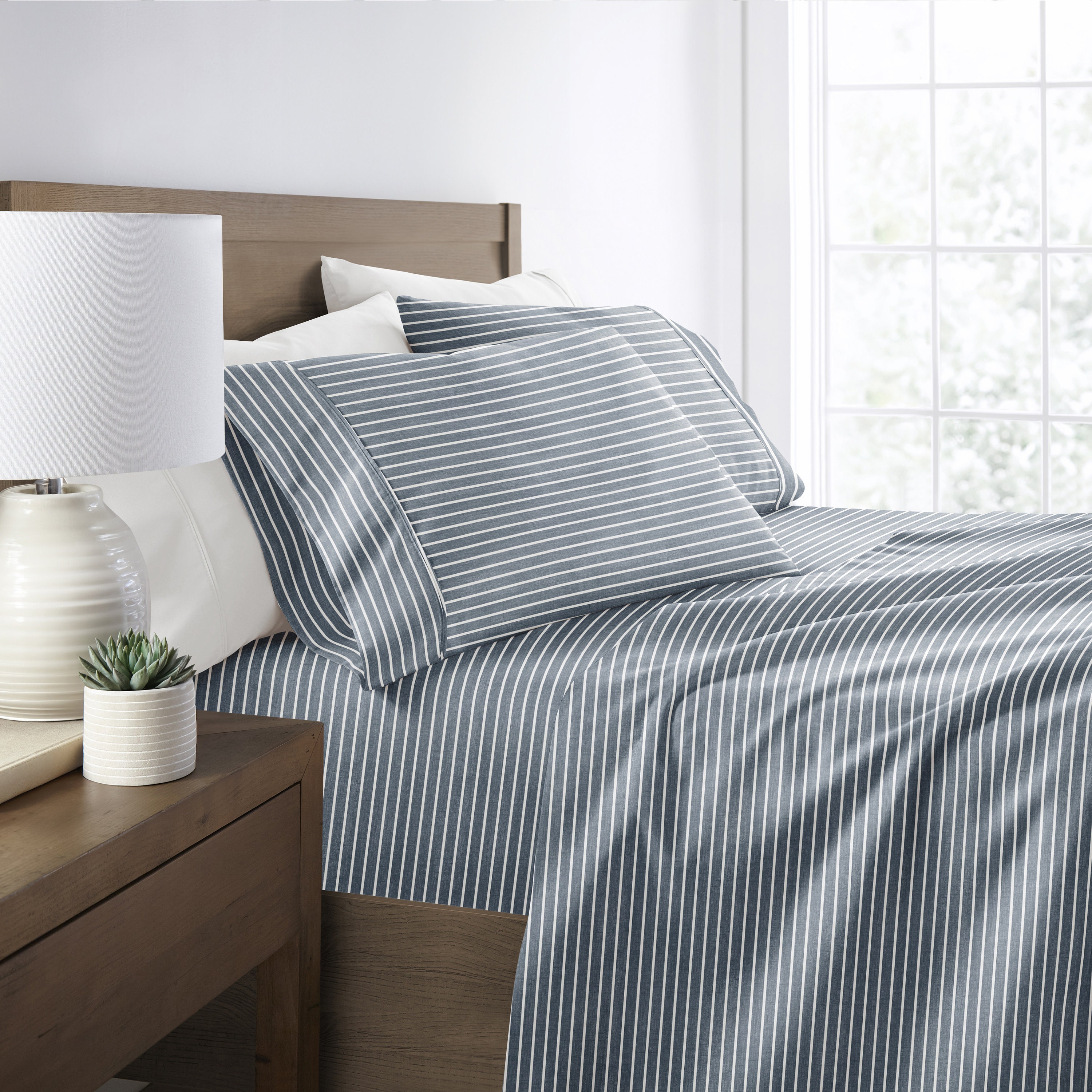 Striped Sheet Set - Breathable and Light Weight Bedding Set|  Perfect Home warming Gift!