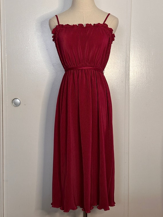 Vintage Fushia Pleated Lettuce Hem Dress - image 1