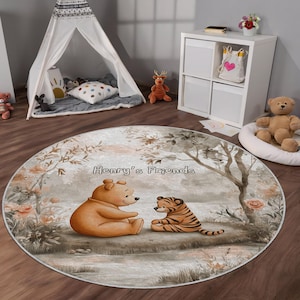 Personalisierter Pooh Bär & Tigger Kinderteppich, Name Kinderzimmerteppich, Winnie the Pooh Krabbeldecke, Waldtier Raumdekor, Baby Geschenkidee