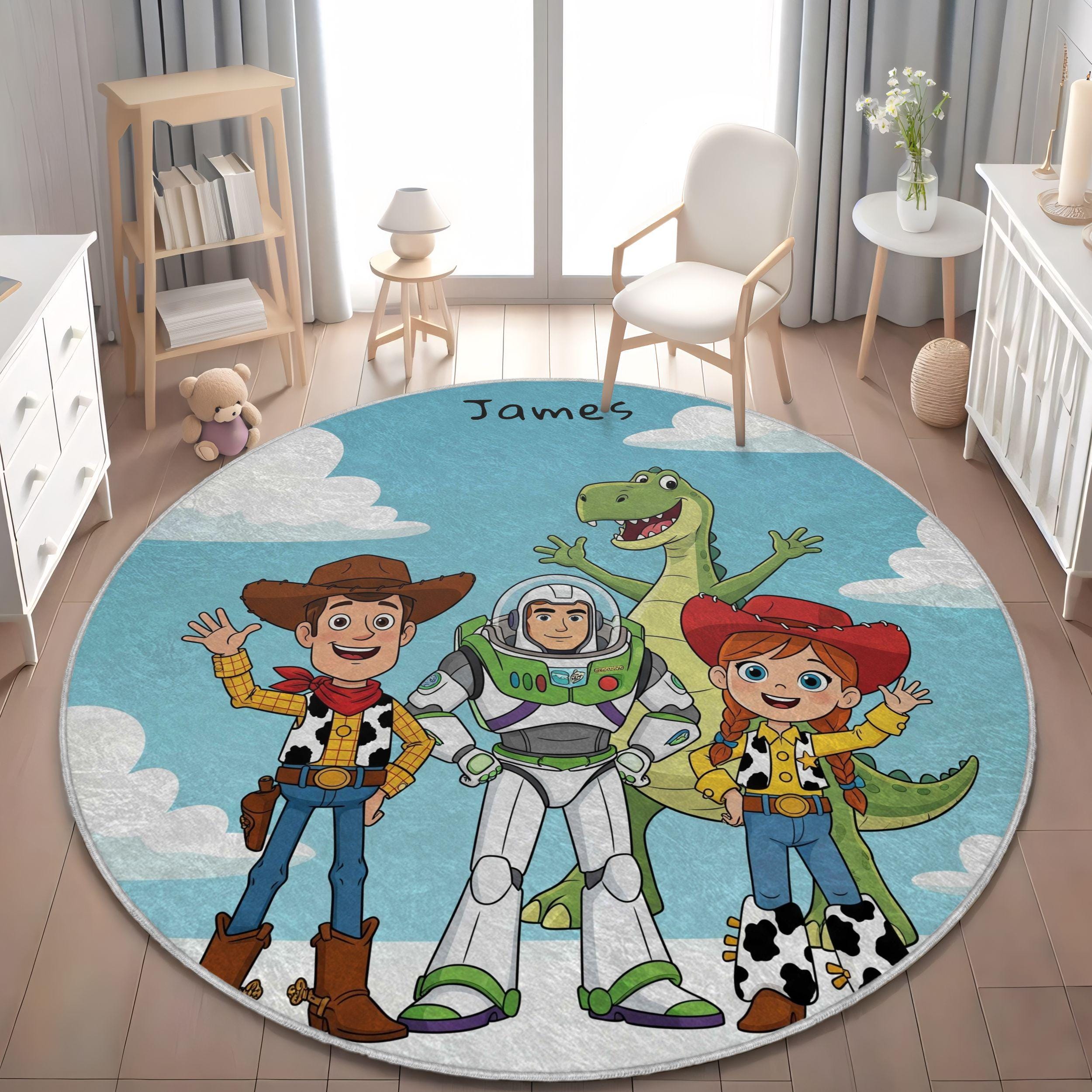 レア disney PIXAR TOY STORY タペストリー ラグUSA製 Custom Toy Story Round Rug – Add Your Child's Name for a Fun