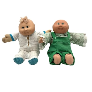 Lot Of 2 Vintage 1978, 1982 Cabbage Patch Kids Dolls Boys Green Eyes