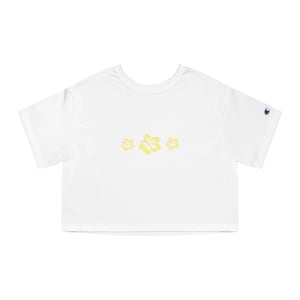 Champion Women&#39;s Cropped T-Shirt with Floral Design, Summer Casual Top, Gift for Her, Trendy Streetwear, Comfortable Everyday Tee