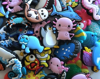 AQUATIC ANIMALS Croc Charms | Ocean Wave | Shell | Starfish | Crab | Penguin | Polar Bear | Octopus | Jellyfish | Sea Turtle | Seal | Otter