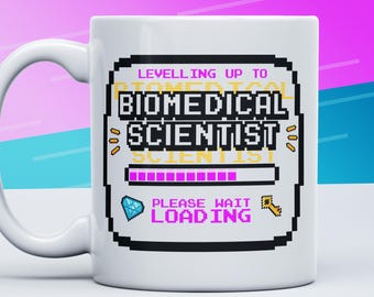 Biomedische wetenschapper retro mok voor studenten, nieuwigheidscadeau voor afgestudeerden, cadeaus voor schoolverlaters, afstuderen, postgrad grappig koffiekopje