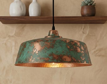 Lámpara colgante de cobre con pátina verde martillada a mano, pantalla de lámpara colgante de estilo industrial, iluminación rústica de granja.