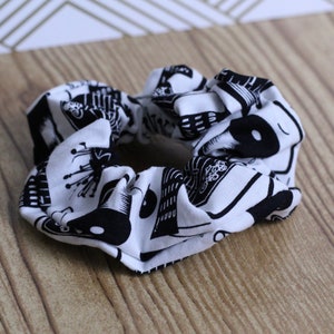Designed Hair Scrunchie (Sewing Pattern)