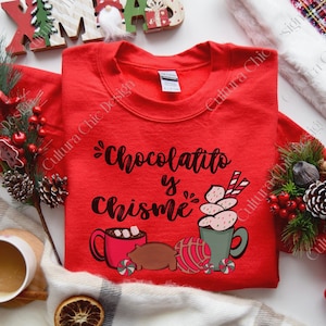 Felpa Chocolate e Chisme, maglione messicano natalizio, maglietta Latina Holiday, felpa Pan Dulce, maglietta Spanglish Cafecito e maglietta Chisme