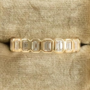 14K Solid Gold Emerald Cut Moissanite Half Eternity Band, Emerald Cut Anniversary Band, Emerald Cut Bezel Set Wedding Band, Stackable Band
