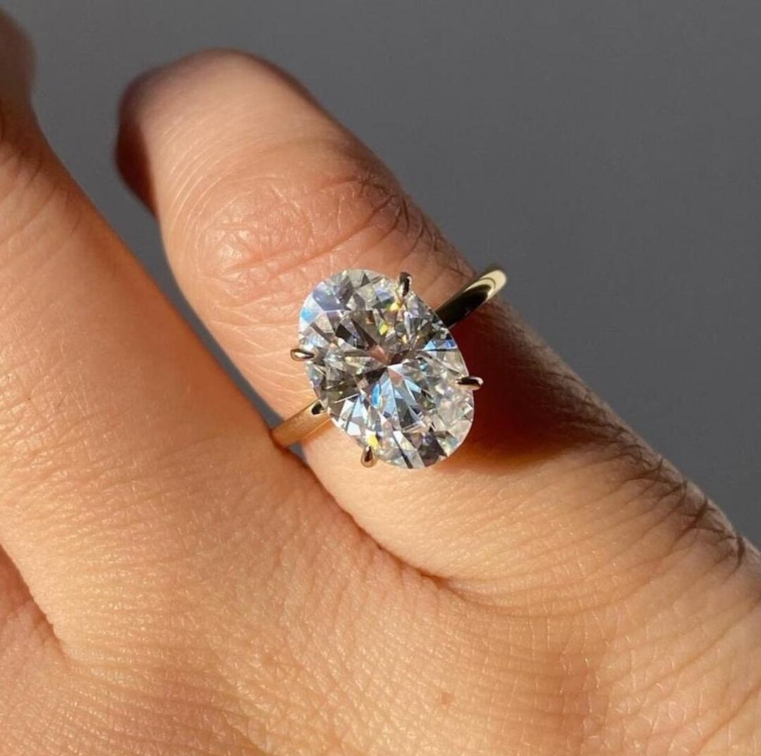 Oval Solitaire Engagement Ring, Colorless Moissanite Oval Wedding Ring ...