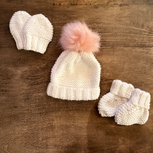 Newborn Knit Set