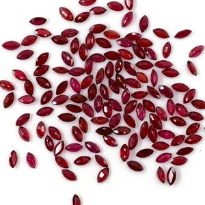 Rubino naturale rosso sangue di piccione di Bangkok, calibrato, taglio marquise, 2,5 x 5 mm e 3 x 6 mm, rubino naturale sfaccettato sfuso per la creazione di gioielli, pronto all'uso.