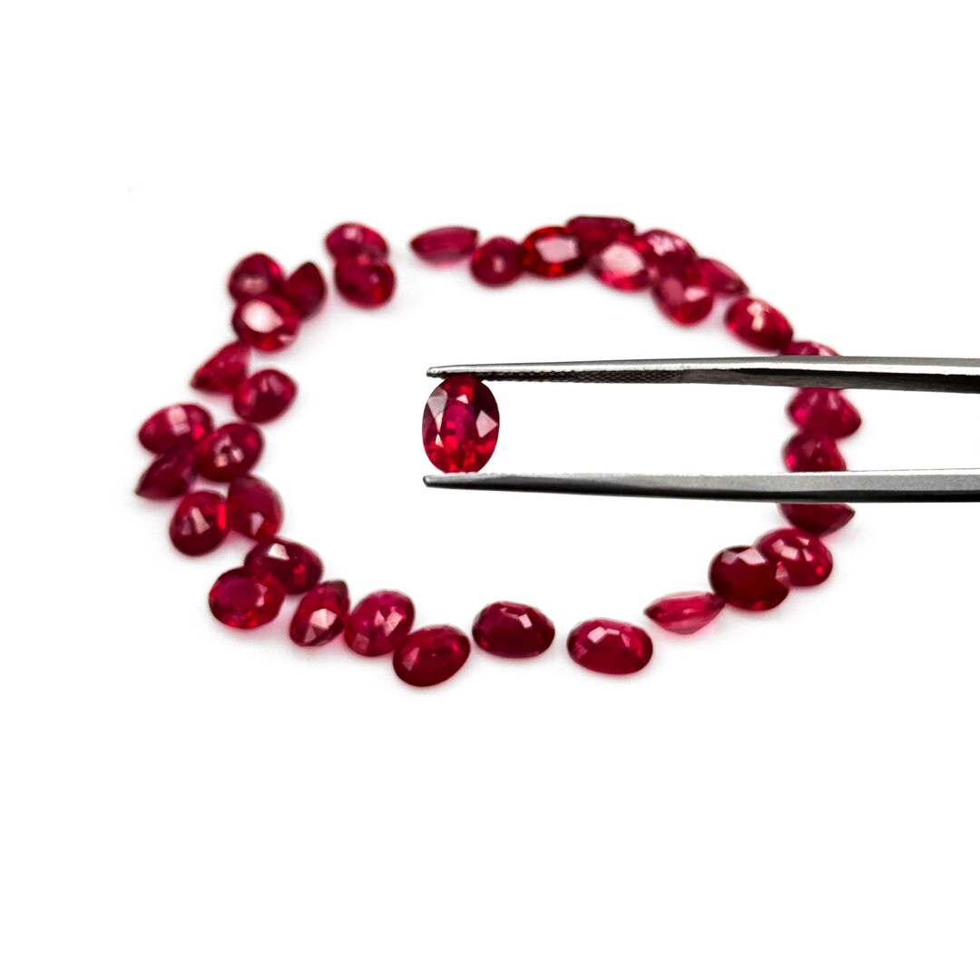 Natural Bangkok Pigeon Blood Red Ruby Calibrate Ovals 7x9mm & 8x10mm ...