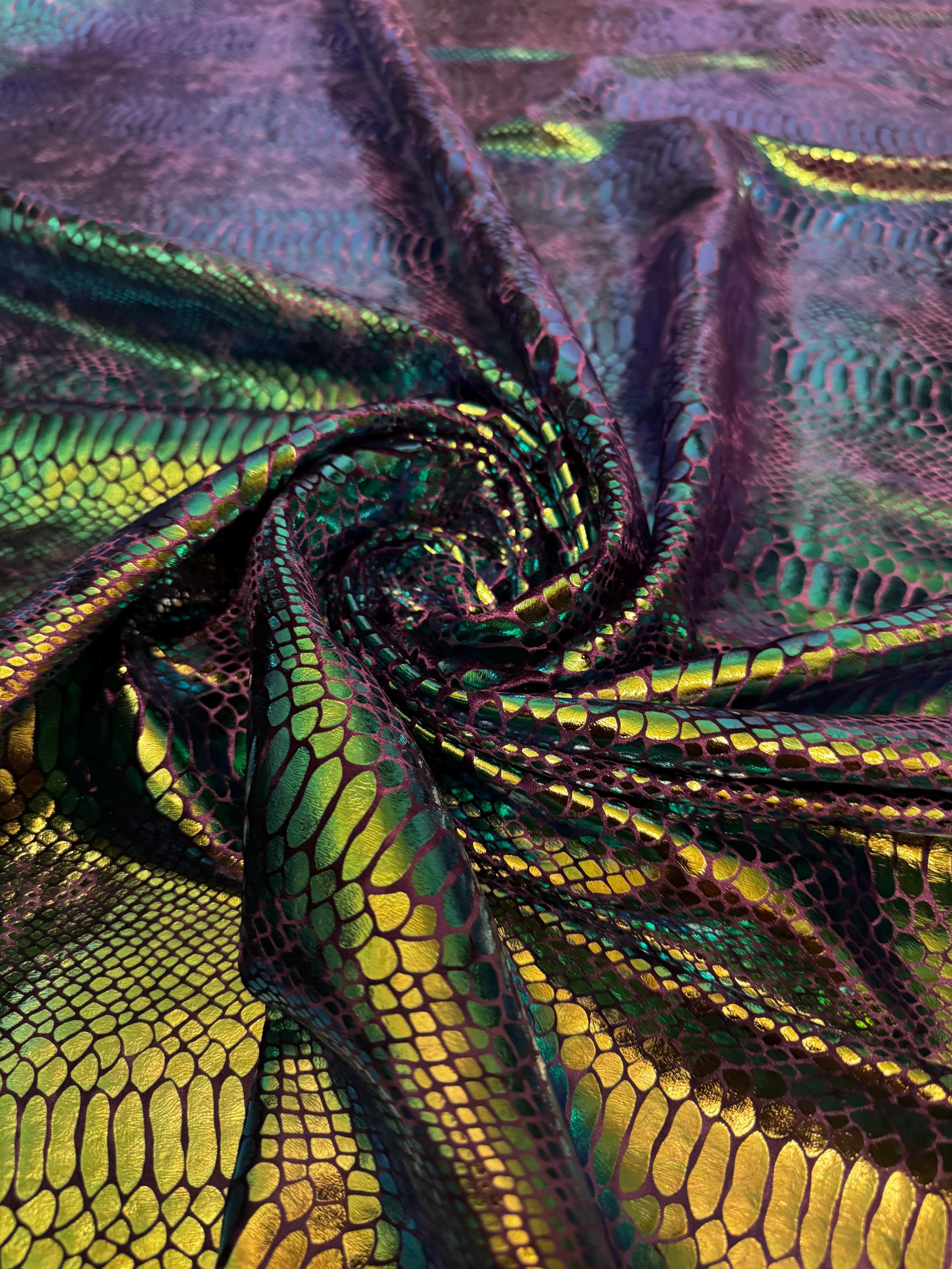Purple/green Serpent Velvet Fabric, 4-way Stretch, 60