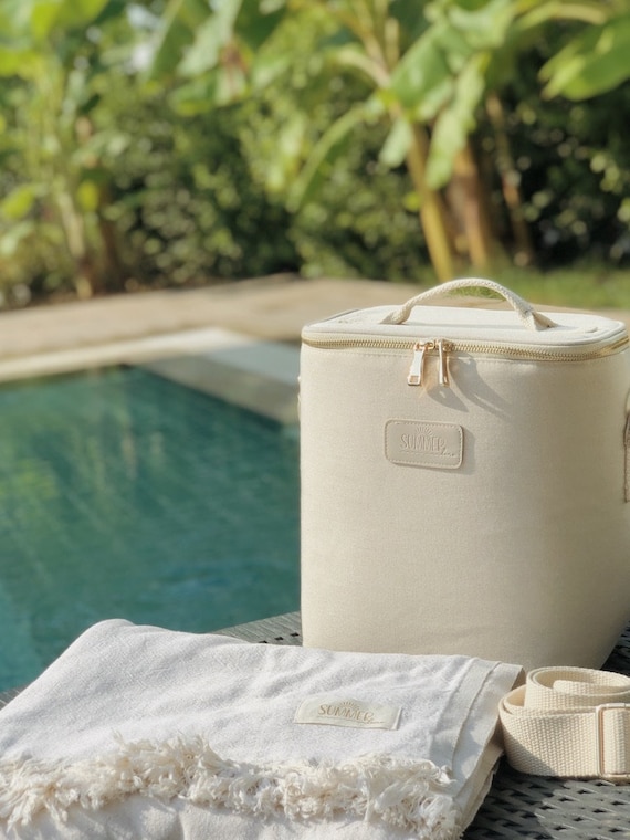 Beige Insulated Cooler Bag, Waterproof Fabric, Detachable Strap