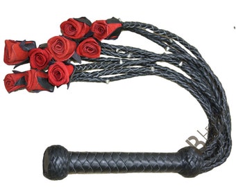 Flogger de cuero de vaca real 9 caídas trenzadas Rosas pesadas y tachuelas de acero Cat-o-nine Tails