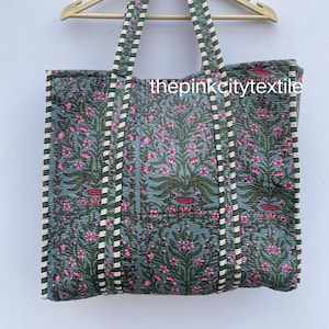 Sac de transport indien en coton matelassé fait main Sac à imprimé floral Sac en coton Sac fourre-tout Sac matelassé Sac à main pour femme Sac de marché Cadeau pour elle