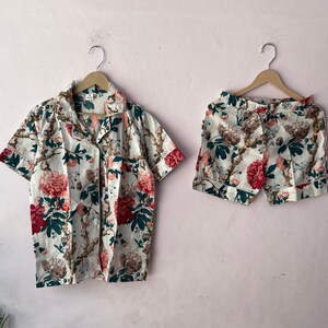 Indian 100% Cotton Floral Print Short Pyjama set Women party Wear Night Suit handmade House Wife Gift, Short pajama set Bridesmaid pjs