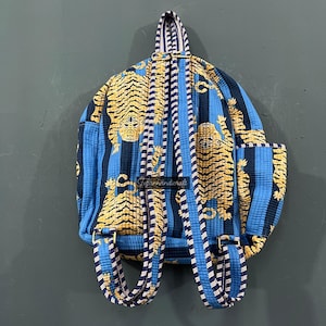 Sac à dos en coton pour ordinateur portable et imprimé tigre, cartable en coton, sac fourre-tout bohème hippie à la main, sac à dos en coton matelassé, sac réversible