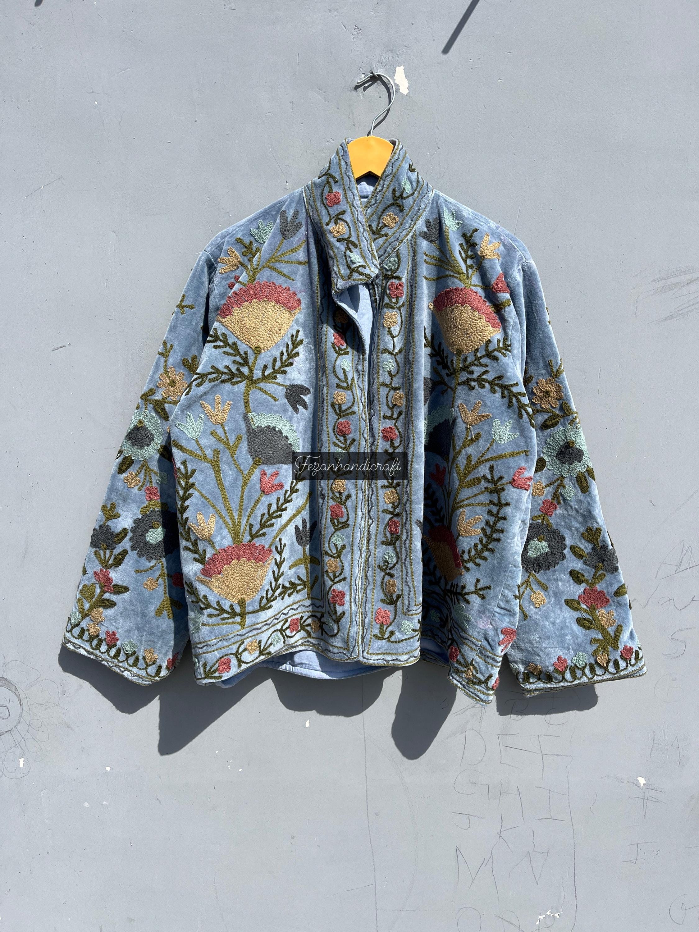 Giacca Suzani in velluto ricamato: cappotto in stile boho indiano ...