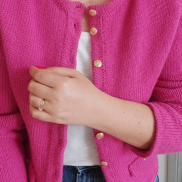 NOUVEAU ! Veste luxueuse en laine d'alpaga rose pivoine avec boutons dorés