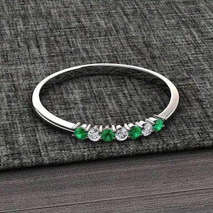 Minimalist 14k Solid White Gold Diamond Stacking Band / 2mm Round Cut Emerald Engagement Band / May Birthstone Jewelry / Mother&#39;s Day Gift