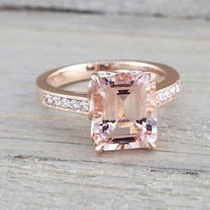Anello di fidanzamento con zaffiro rosa naturale da 2,3 TCW / Anello di promessa in oro massiccio 14k / Anello con grappolo di diamanti per proposta di matrimonio / Regalo di anniversario per lei