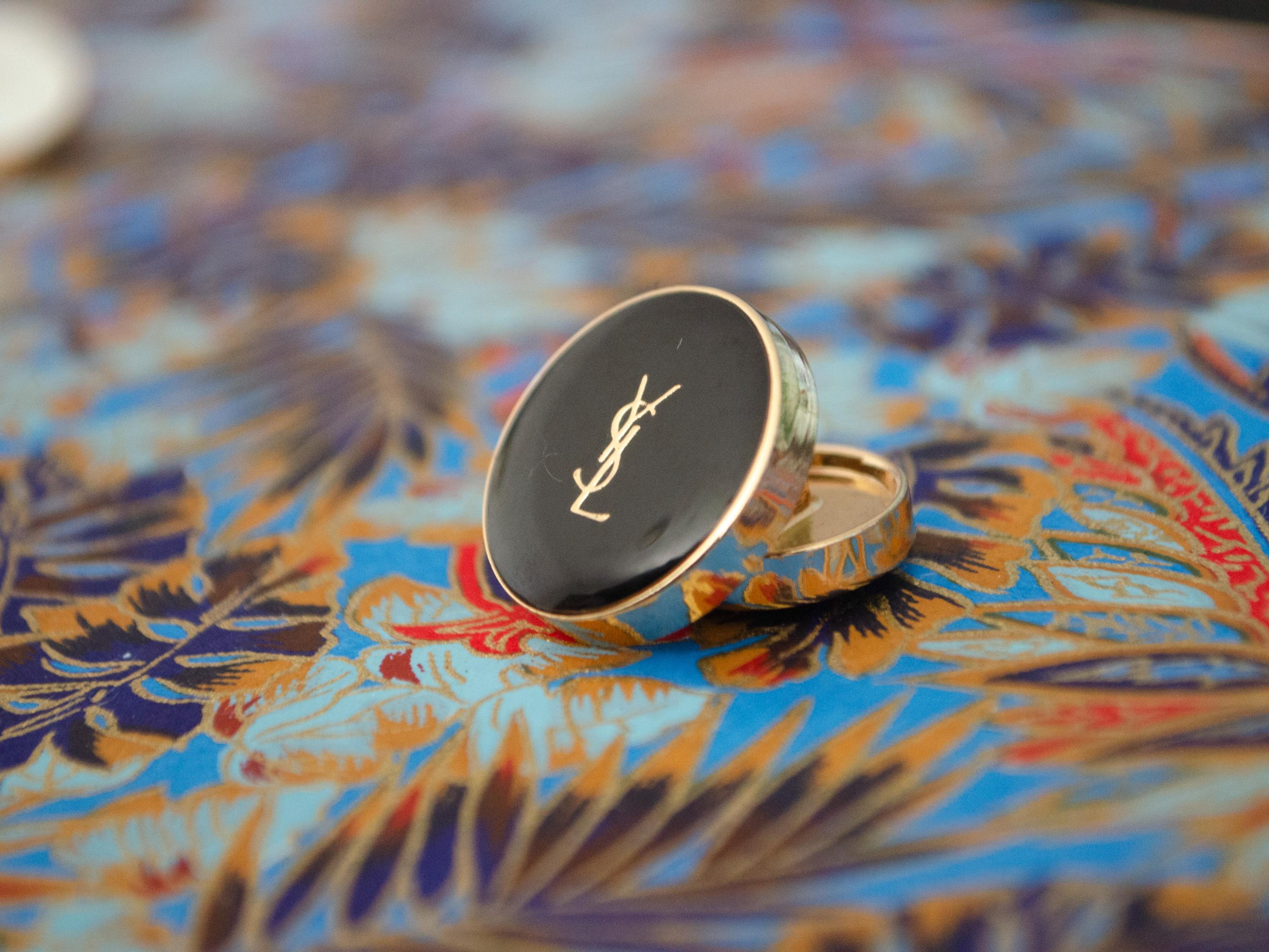 イヴサンローラン　ジャケット　ノーカラー　金ボタン　飾りボタン　ウール　M イヴサンローラン ノーカラー ジャケット スカート セットアップ