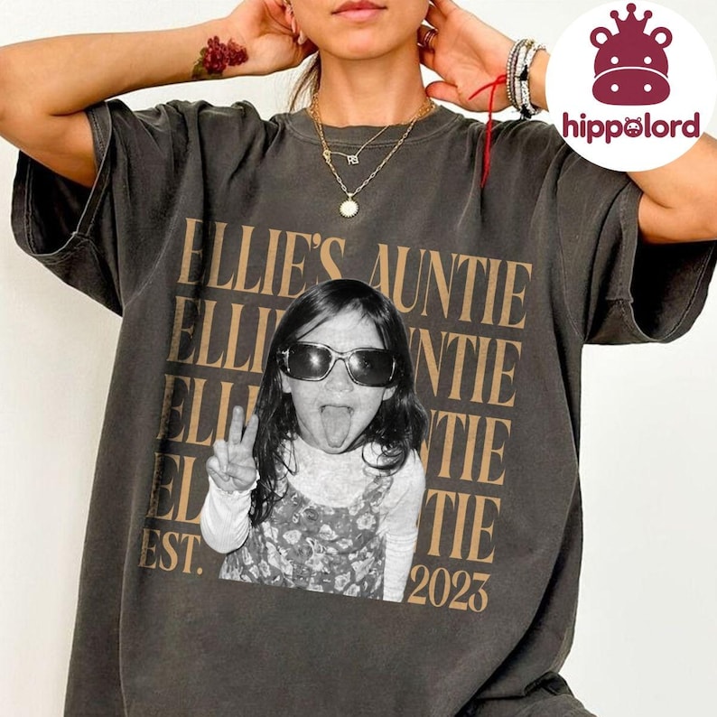 T-shirt personnalisé pour tante, T-shirt photo personnalisé pour tante, T-shirt année de création, Cadeau pour tante, T-shirt photo personnalisé avec nom, T-shirt vintage pour tante image 1