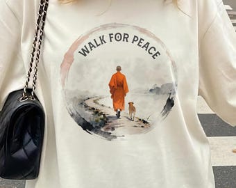 Shirt boeddhistische monniken lopen voor vrede, spiritueel grafisch T-shirt, T-shirt mindfulness-meditatie, shirt vredeswandeling, T-shirt monnik en hond