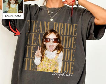 Chemise personnalisée de la mariée de l'équipe, t-shirt personnalisé avec photo d'enfance, cadeau de l'équipe de la mariée, souvenir EVJF, chemise de douche nuptiale pour elle