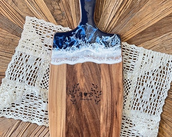 Tagliere per salumi personalizzato, tagliere per formaggi in resina oceanica, regali per la coppia, regalo di fidanzamento, regalo di nozze, regalo di anniversario, regalo di inaugurazione della casa