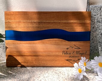 Personalized Engraved Wood Resin River Charcuterie Board,Custom Cheese Board,Engagement Gift,Wedding Gift,Housewarming Gift,Kitchen Gift,