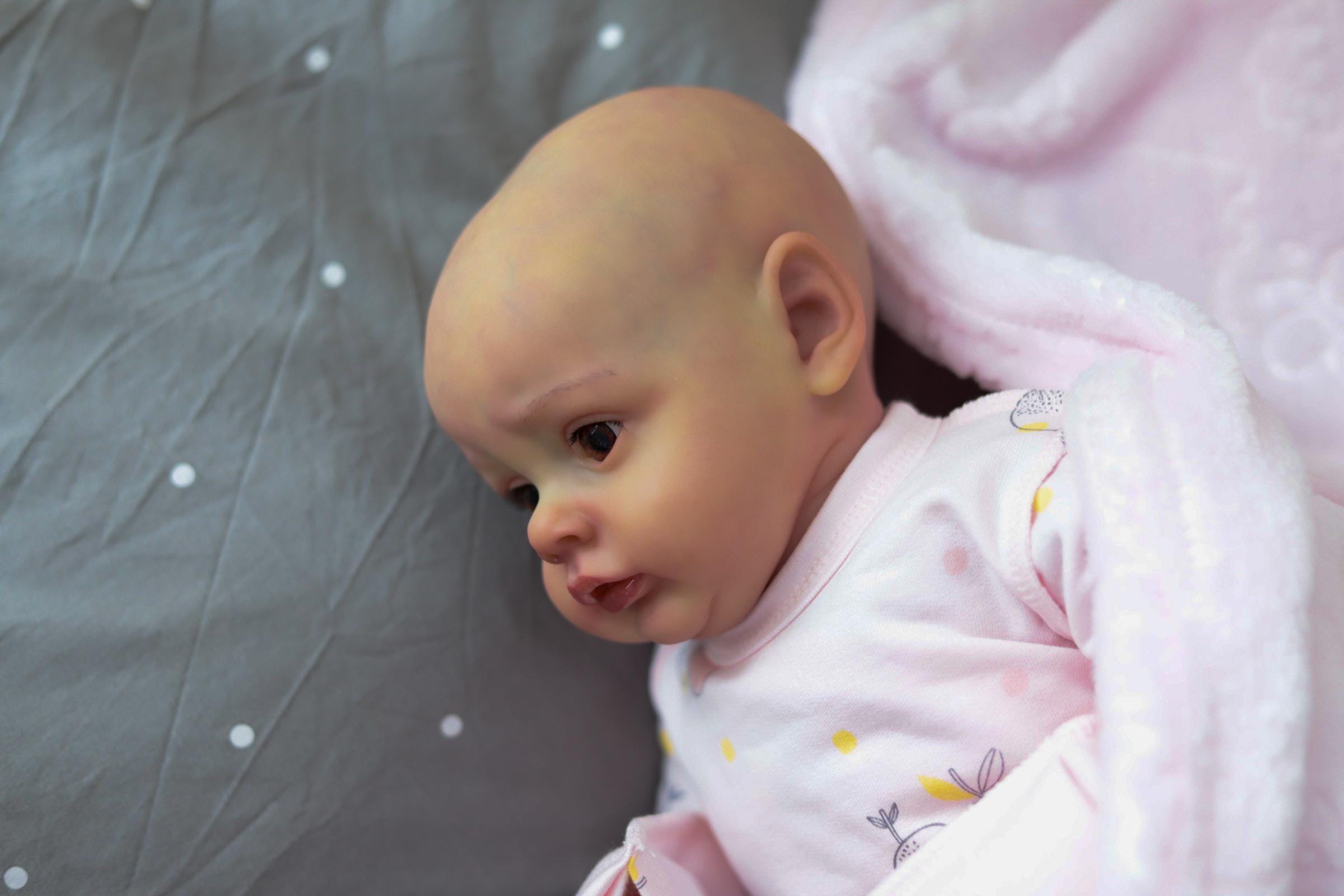 Reborn baby dolls girl with eyes open - Etsy 日本