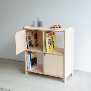 Holzwürfelschrank, Modernes Sideboard mit Türen, Minimalistisches niedriges Bücherregal mit 2 großen Regalen, Plattenspielerständer mit Plattenaufbewahrung