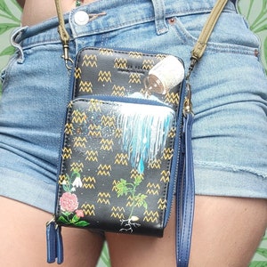 Acuario, pintado a mano, cartera, flor de nacimiento de enero, zodíaco, bandolera,