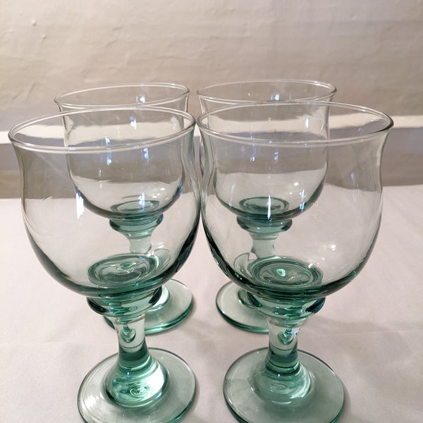 Vintage Libbey Glassware set of 4 Green wine or water glasses
