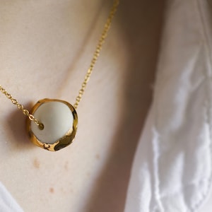 Collier minimal ESTIA - BORDER COLLECTION - collier en porcelaine - cadeau Saint Valentin - cadeau anniversaire - collier chaîne minimaliste