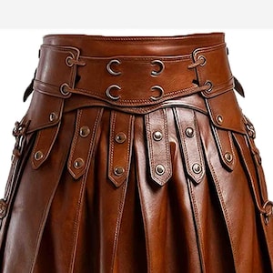 Kilt medievale da uomo in pelle / Costume da guerriero personalizzato fatto a mano / Abito per fiere rinascimentali, LARP e cosplay immagine 4