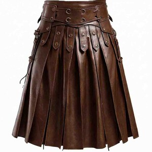 Kilt medievale da uomo in pelle / Costume da guerriero personalizzato fatto a mano / Abito per fiere rinascimentali, LARP e cosplay immagine 2