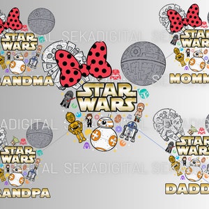 Puede incluir: Cuatro orejas de Minnie Mouse con temática de Star Wars con diferentes nombres en cada oreja. Los nombres son Abuela, Mamá, Abuelo y Papá. Cada oreja tiene un lazo rojo con lunares blancos y una variedad de personajes y símbolos de Star Wars.