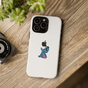 Bonita funda para teléfono con diseño de Stitch, resistente funda para iPhone, exclusiva funda para teléfono con dibujos animados, regalo para fans de Disney, divertida funda protectora, regalo para amantes de los perros