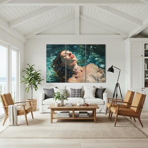 Impresión artística de mujer en el agua, decoración de pared con serenidad oceánica, relajación, lista para colgar imagen 4
