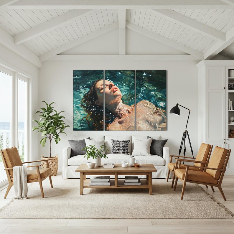 Impresión artística de mujer en el agua, decoración de pared con serenidad oceánica, relajación, lista para colgar imagen 4