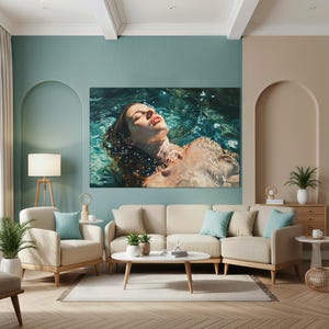 Impresión artística de mujer en el agua, decoración de pared con serenidad oceánica, relajación, lista para colgar imagen 1