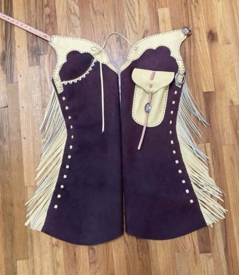 Pantalon Western Chaps Cuir Noir – Fait Main – Cadeau Cowgirl – Taille Unique