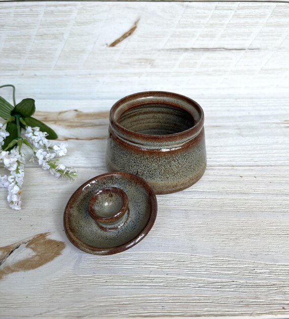 Vintage Stoneware Small Lidded Crock or Sugar Dish, Glazed