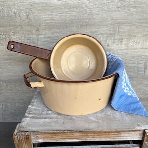 Vintage ENAMELWARE POT & SAUCEPAN, Tan/Beige with Dark Brown trim, Pot 9 inch wide 4.25 inch tall, Farmhouse Kitchen, Country Kitchen,