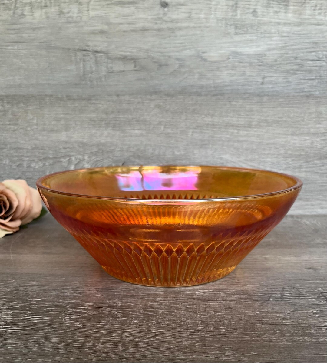 マリーゴールドカーニバルガラスボウル、ジャネットガラス