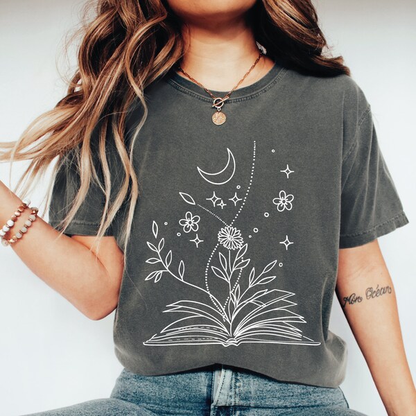 Wildflower Book T-Shirt, Books with Flowers Crewneck, Minimalist Book Shirt, Teacher Gift Reading Tee, Bookworm Tshirt, SA448